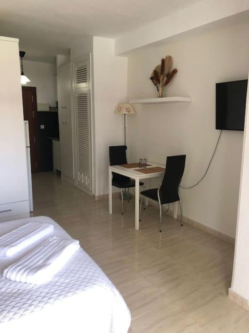 Lägenhet Estudio Torre De Andalucia Marbella